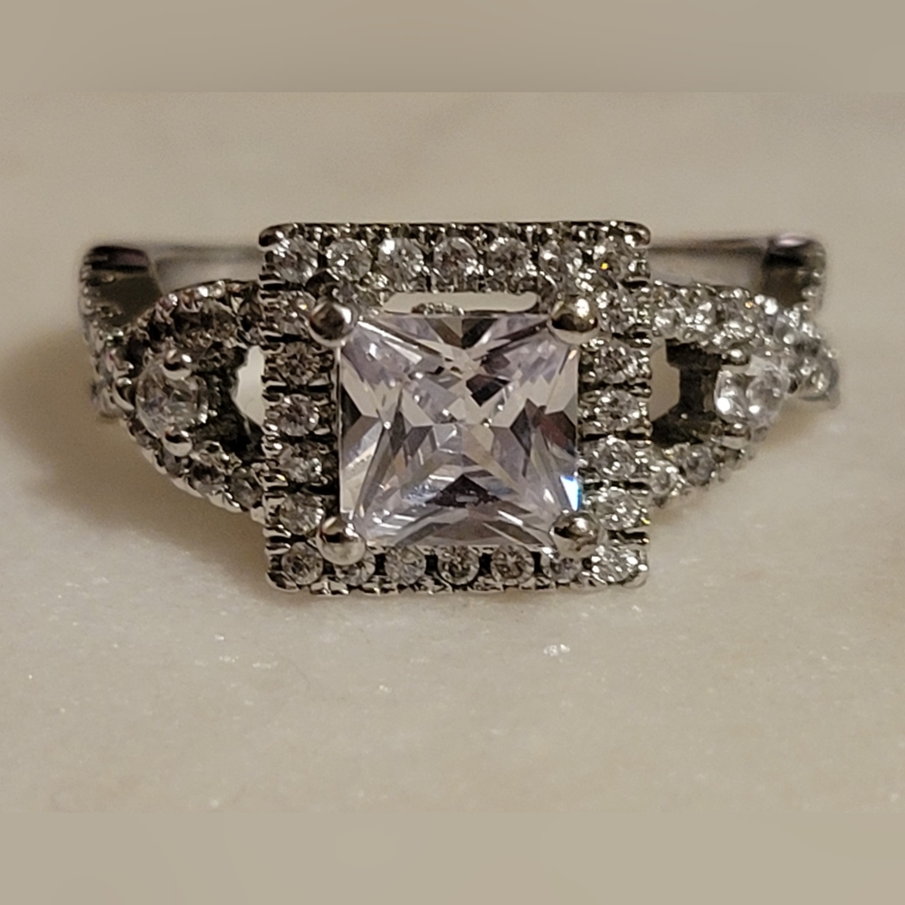 Solid White Gold Ring